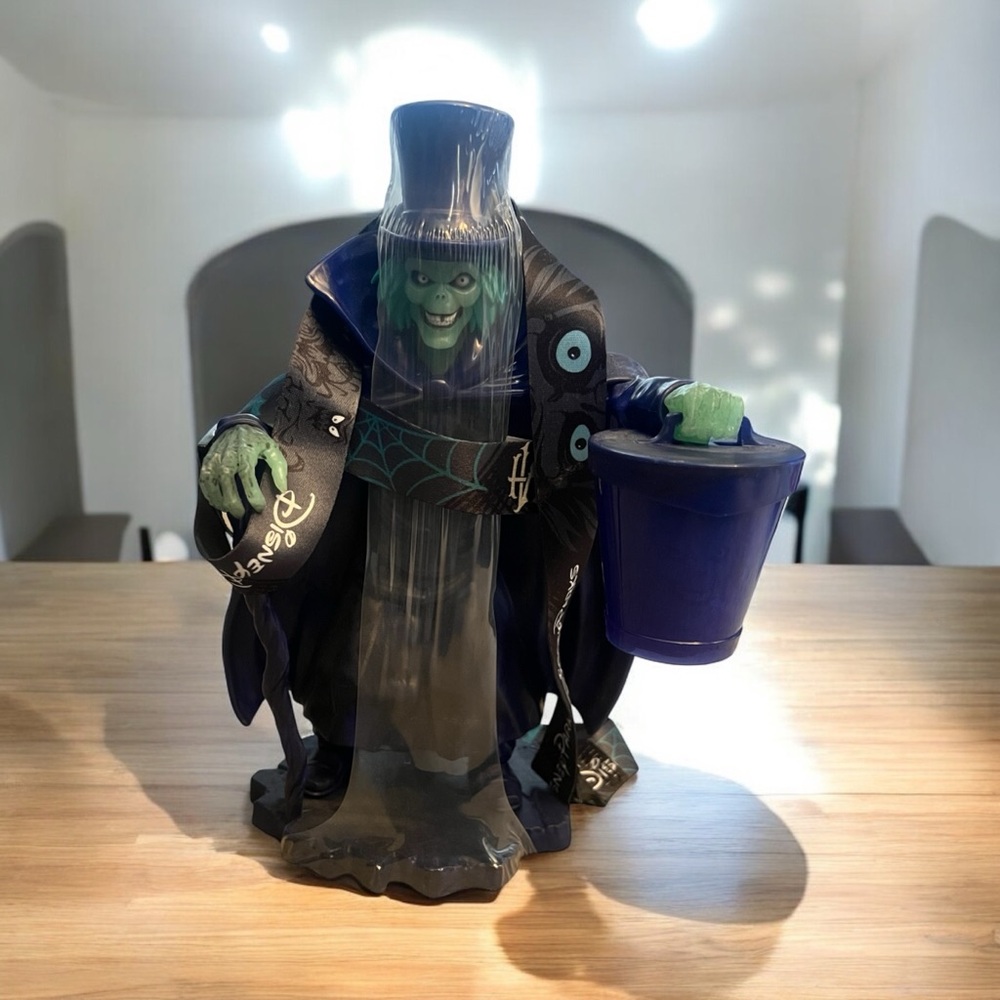 Haunted Mansion Hatbox sipper.